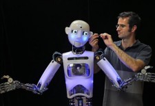 英国拟靠机器人技术，助力“智造”未来