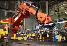ABB机器人美国工厂正式投运，全球扩张步伐加速