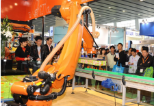 2015年中韩机器人产业洽谈会在东莞举行，韩国机器人巨头瞄准中国市场