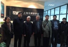 机器人365带领郑州科技学院参观上海焊接学会