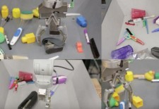 谷歌新型机器人手臂：能像儿童一样学习