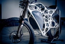 3D打印出造型特异的摩托车