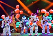 运动机器人、娱乐机器人… 浙产机器人个个身怀绝技