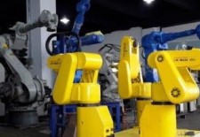 工业机器人如何一步步地发展智能技术？