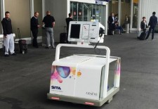 日内瓦机场用机器人为旅客搬行李：效率大增