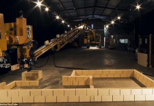 砌砖自动化，澳洲机器人2天时间建造一栋楼