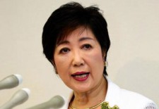 日前防卫相小池百合子当选东京都首位女性知事